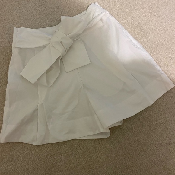 J. crew paperback shorts size 2 like new - Picture 1 of 11